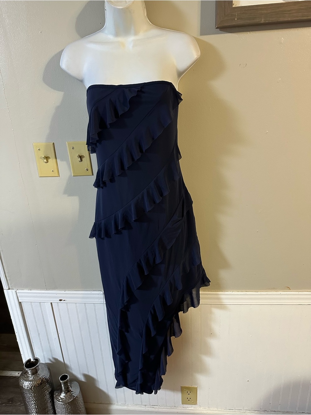 Strapless Navy Ruffle Midi Dress - Picture 5 of 7